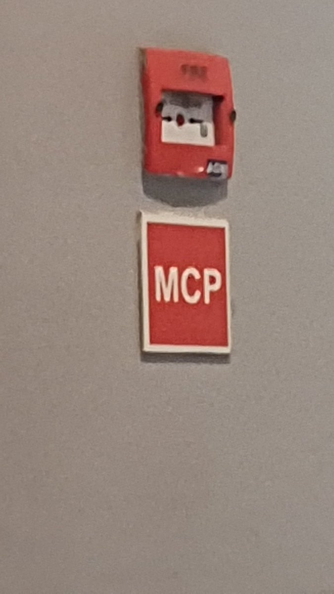 Sadharan_Coder's tweet image. Wherever I go, I see it. MCP