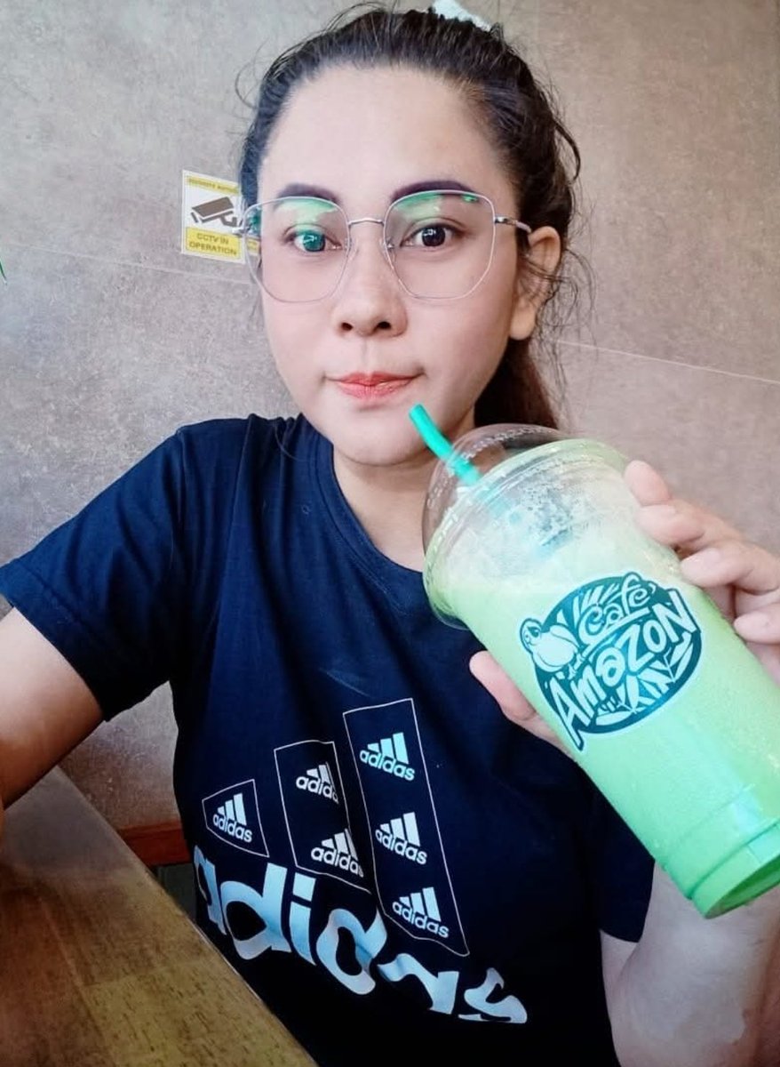 ชาเย็นก็ได้​ ชาเขียวยิ่งดี😊

นราธิวาส