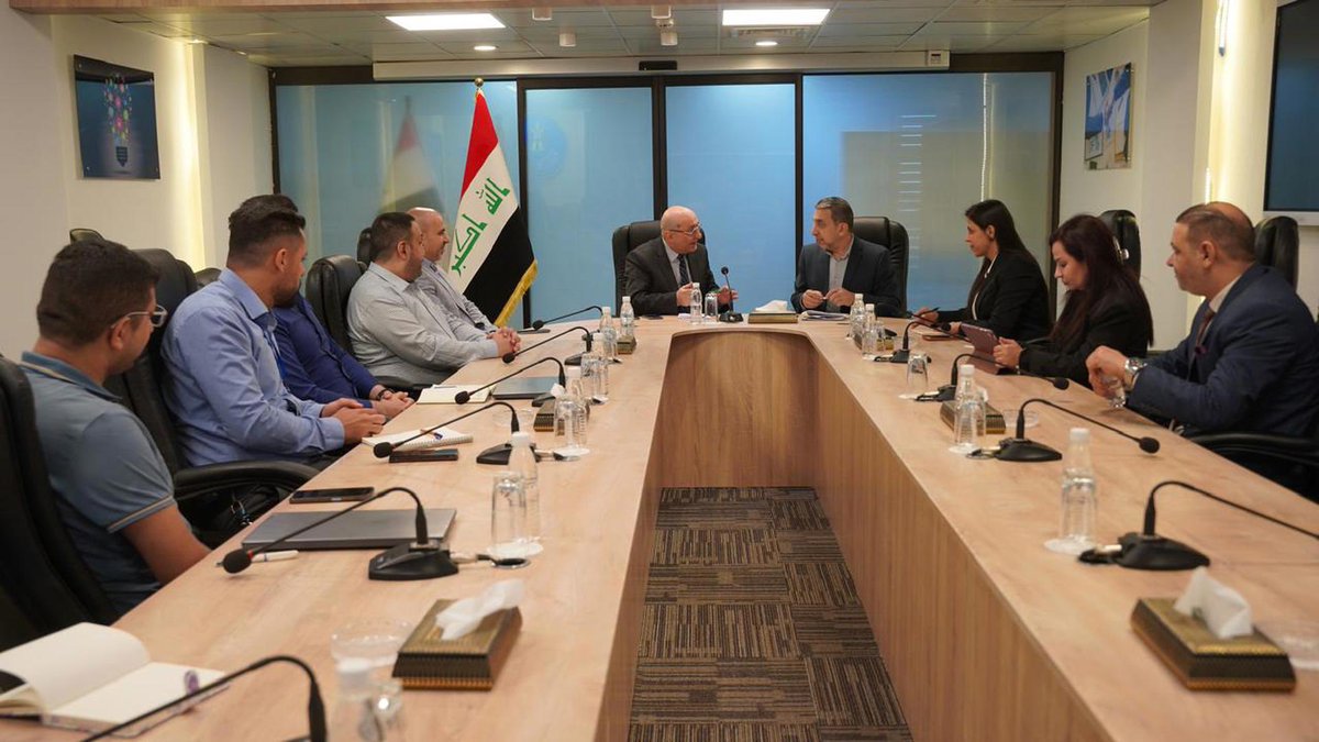 ur_gov_iq's tweet photo. مركز البيانات الوطني يبحث إنشاء منصة تعليمية للملاكات التربوية وتطبيقاً للكفاءات العراقية في الخارج
للمزيد من التفاصيل :
https://t.co/1MwRTa5KAP

#خليك_جزء_من_أور https://t.co/KYr9LKx4nA