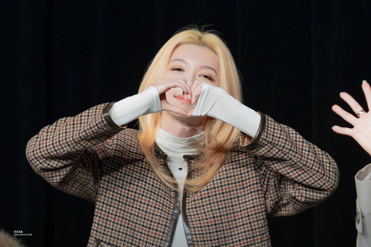 FEVER_DAMI's tweet photo. 250105
ㅅㄹㄷㅇ

#드림캐쳐 #다미 #Dreamcatcher #DAMI https://t.co/YvSh3pZ28t