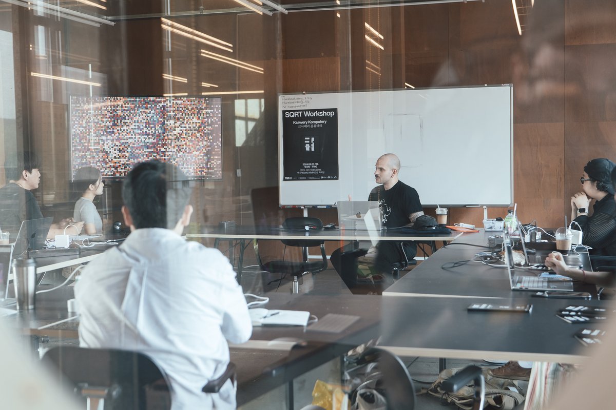 thedesignnetcom's tweet image. → Snapshots with Ksawery Komputery during The Design Network Conf in Seoul in Platform-L  / September 2024.⁠

Photos by Patryk Wiśniewski @panpatryk

@ksawerykomputery
@polishgraphicdesign

#ksawerykomputery
#platforml
#thedesignnetwork⁠
#thedesignnetworkconf
#euroasiadesign