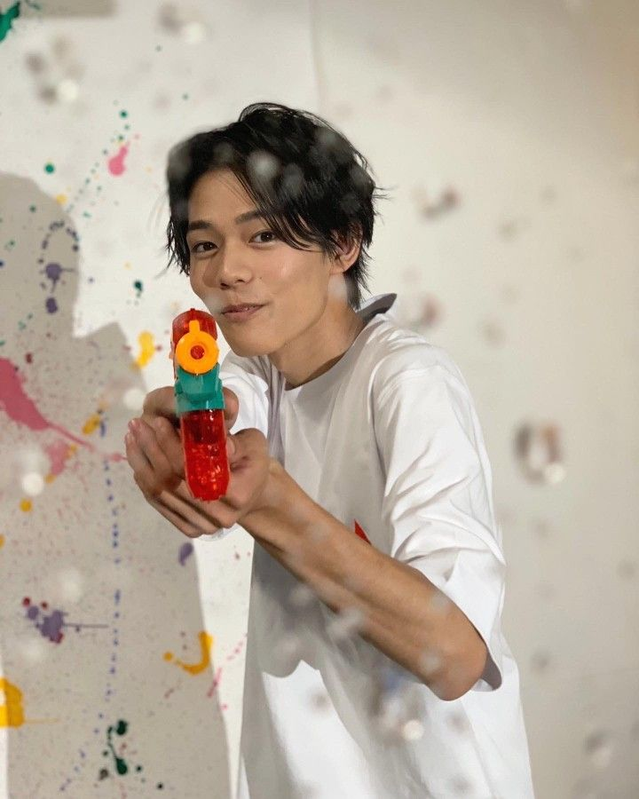 AkumaKagero's tweet photo. #บอทโทคุสาดหมดไม่สนลูกใคร

"ร้อนขนาดนี้ต้องเล่นน้ำอยู่แล้ว" https://t.co/AZ8elGK7hg