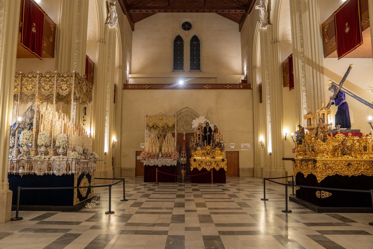 Hdad_LosGitanos's tweet photo. A la espera de la #MadrugáGitana25, el  Santuario amanece con una estampa histórica.
Nuestro Padre Jesús de la Salud y María Santísima de Las Angustias en sus pasos de salida junto a los titulares de la @hdad_sanpablo.

#Saludyangustias https://t.co/k10Y7GniTa