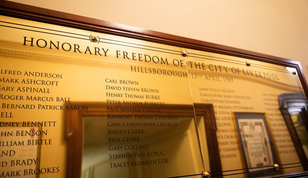 Liverpool City Council (@lpoolcouncil) on Twitter photo Today we'll mark the 36th anniversary of the Hillsborough disaster from 3pm with a minute's silence & bells tolling 97 times.
You can attend the ceremony at Exchange Flags behind <a href="/TownHallLpool/">Liverpool Town Hall</a>, or follow live on our Facebook & Instagram page.
➡️ liverpoolexpress.co.uk/liverpool-to-r…
#JTF97 Today we'll mark the 36th anniversary of the Hillsborough disaster from 3pm with a minute's silence & bells tolling 97 times.
You can attend the ceremony at Exchange Flags behind <a href="/TownHallLpool/">Liverpool Town Hall</a>, or follow live on our Facebook & Instagram page.
➡️ liverpoolexpress.co.uk/liverpool-to-r…
#JTF97