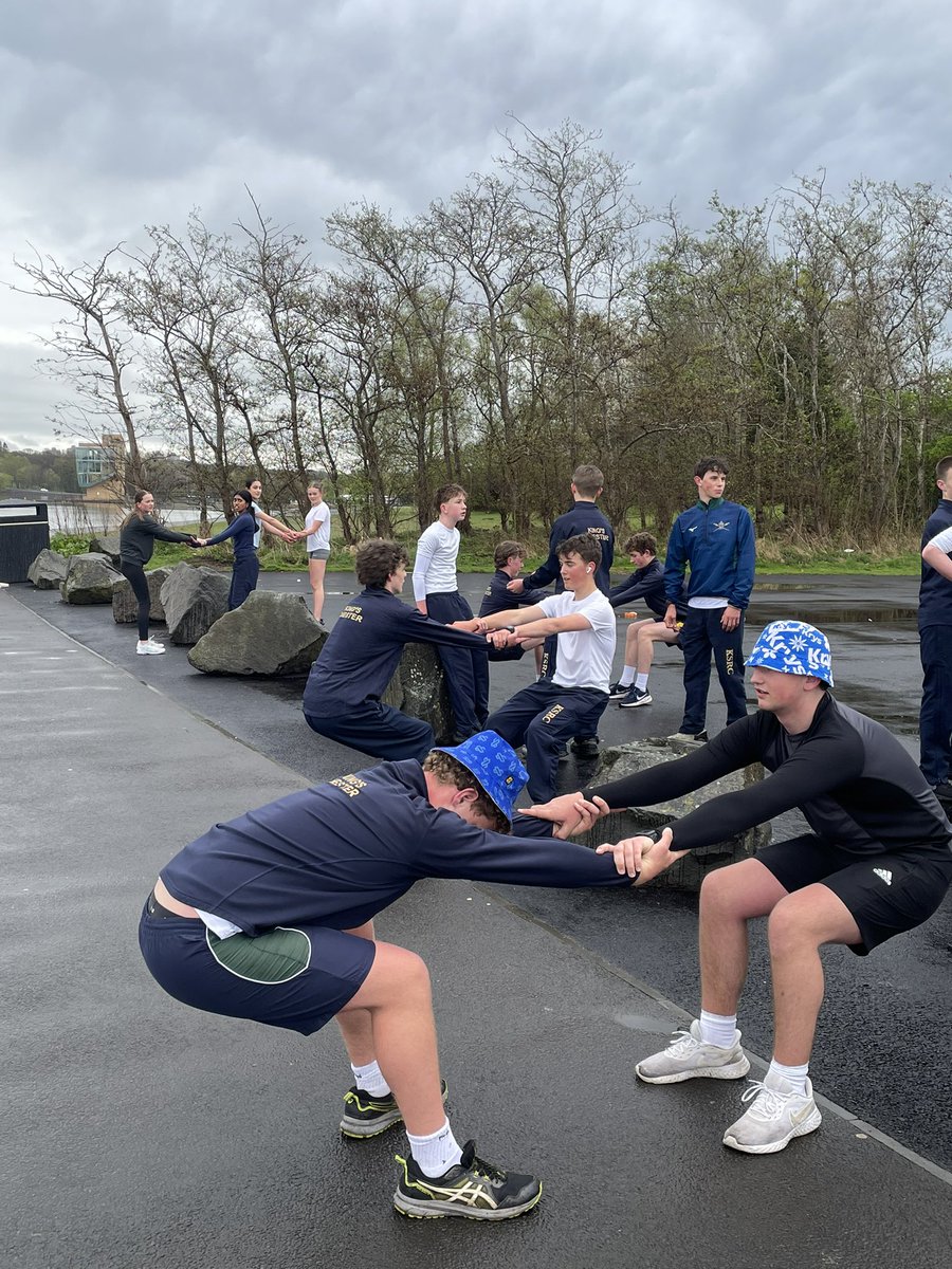 KSC Physics (@ksc_physics) on Twitter photo Exercises en route to the rowing centre on first full day of <a href="/KSRCRowing/">King's School Rowing</a> J15 camp Exercises en route to the rowing centre on first full day of <a href="/KSRCRowing/">King's School Rowing</a> J15 camp