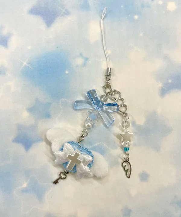 何個あっても嬉しいキーホルダー👼🌟 バッグやスマホにつけてかわいく