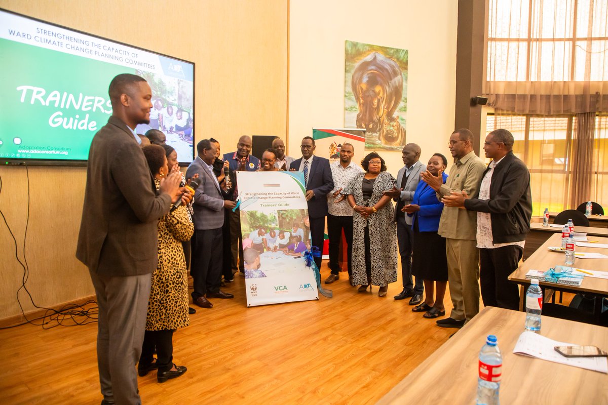 adaconsortium's tweet photo. H.E Dr. @Gov_Ottichilo Governor of Vihiga County and Chair of the Environment and Climate Change Committee at the Council of Governors, launched the WCCPC Trainers' Guide, during the Quarterly Consultative Meeting with CECMs, organized by @KenyaGovernors
@WWF_Kenya @WeAreVCA https://t.co/ALN12epLM2