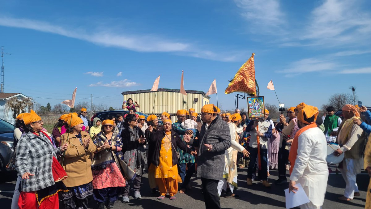 HinduSamajTempl's tweet photo. ....More highlights from "Baba Balak Nath Ji ka Chaala" celebration at Hindu Samaj Temple, Hamilton on Sunday, the April 13, 2025. ....(3)
Jai Baba Balak Nath ji 🙏 https://t.co/Zn7JatQ27z