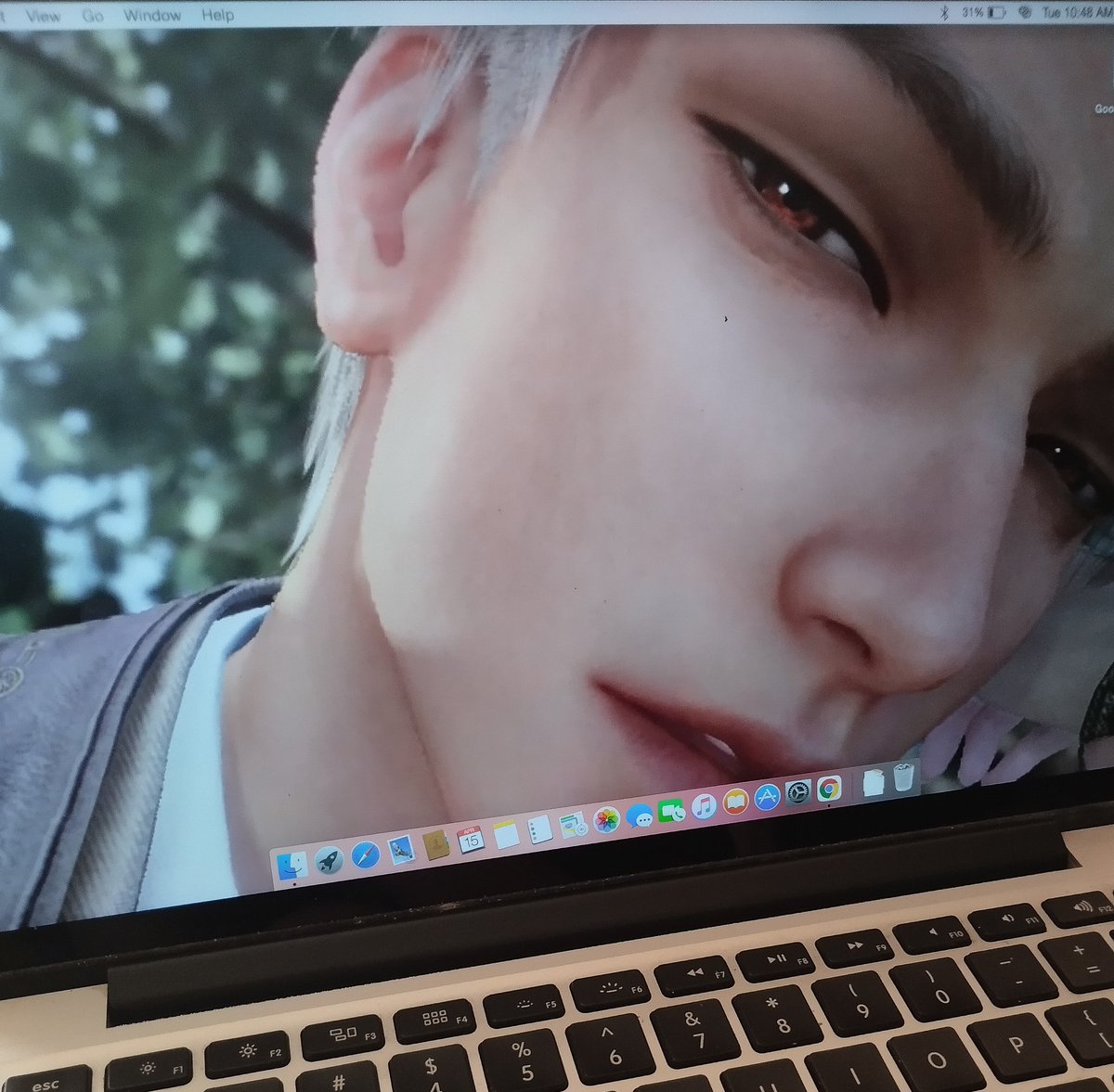 indomiayamm's tweet image. college is kinda frustating, i need him to make me laugh whenever i open my mac 😂