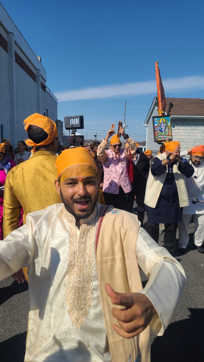 HinduSamajTempl's tweet photo. ....More highlights from "Baba Balak Nath Ji ka Chaala" celebration at Hindu Samaj Temple, Hamilton on Sunday, the April 13, 2025. ....(3)
Jai Baba Balak Nath ji 🙏 https://t.co/Zn7JatQ27z