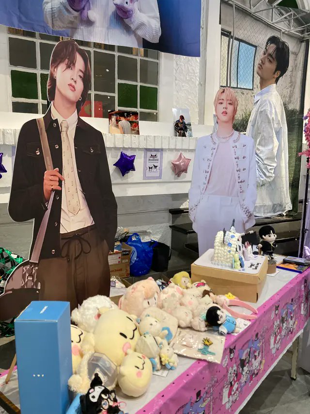 kooky__official's tweet photo. 🎂 April Fanmade Birthday Café pt.1 ><
#kookyCafe_April
✧・゚: ・゚ TREASURE HARUTO ・゚:・゚✧
#KookyPromotion #Kpop #KookyVote #KOOKY_Cafe #KookyEvent #kookyCafe #트레저 #하루토 #TREASURE #HARUTO #CharmedbyCheekyHaruto