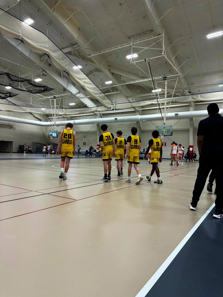 TeamGetshook's tweet photo. AAU vibes🖤💛2025’

#GetShooksports #TeamgetShook #TeamChaos #TeamMn https://t.co/dvlX4r4JPK