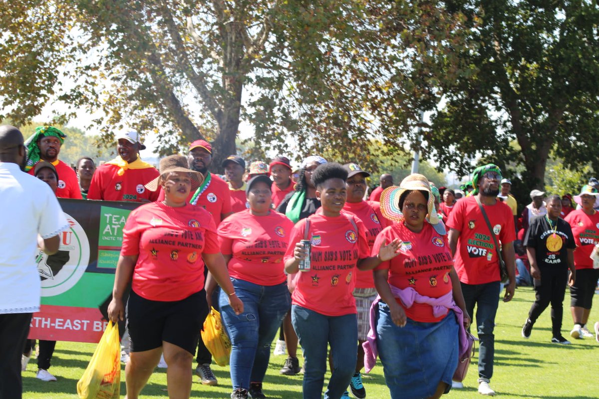 _cosatu's tweet photo. Media Alert: 
#COSATU National #MayDay will be held in Middelburg, Mpumalanga on #May1
Other venues are #Mdantsane, #Sharpeville, #Durban, #Polokwane, #CapeTown, #Kroonstad, #Zeerust and #Kuruman @SAfmRadio @Melissa_Butha #TheMorningBriefinBrief #sabcnews
@ZaiZkhan1 https://t.co/uVxhtkbRxZ