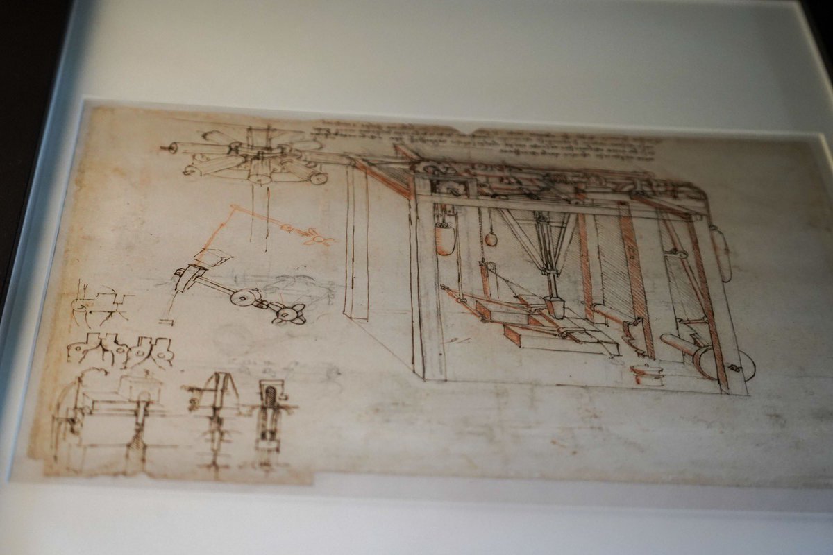 ItalyExpo2025's tweet photo. #MADEINITALYDAY
🇮🇹Festeggiamo la nascita di un genio universale: #LeonardodaVinci. Per #Expo2025 #Osaka siamo orgogliosi di portare una selezione di pagine del #CodiceAtlantico al Padiglione🇮🇹, capolavoro che incarna la fusione senza tempo di #arte #scienza #ingegneria https://t.co/UPERYjnkcu
