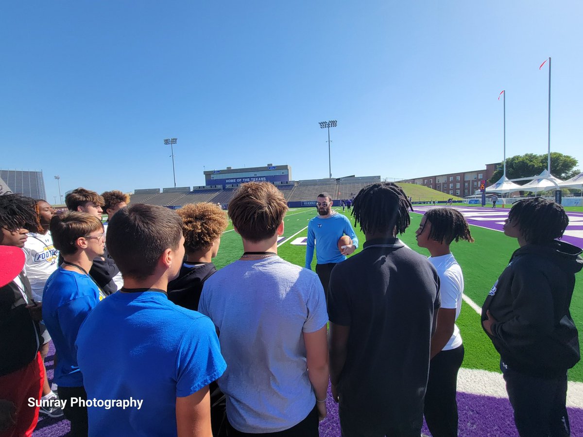 Luis Santiago (@santiluis23) on Twitter photo I had a great experience at the <a href="/TarletonFB/">Tarleton State Football</a> spring game visit getting the chance to meet and talk to their coaching staff and recruiters. We got to represent <a href="/ClemensBuffsFB/">Clemens Football</a> and <a href="/210Breds/">SAThoroughbreds</a>. <a href="/CoachTateW/">Tate Whitten</a> <a href="/BB33fromE/">Brant Bailey</a> <a href="/CoachDJWagner/">Coach Dylan Wagner</a> I had a great experience at the <a href="/TarletonFB/">Tarleton State Football</a> spring game visit getting the chance to meet and talk to their coaching staff and recruiters. We got to represent <a href="/ClemensBuffsFB/">Clemens Football</a> and <a href="/210Breds/">SAThoroughbreds</a>. <a href="/CoachTateW/">Tate Whitten</a> <a href="/BB33fromE/">Brant Bailey</a> <a href="/CoachDJWagner/">Coach Dylan Wagner</a>