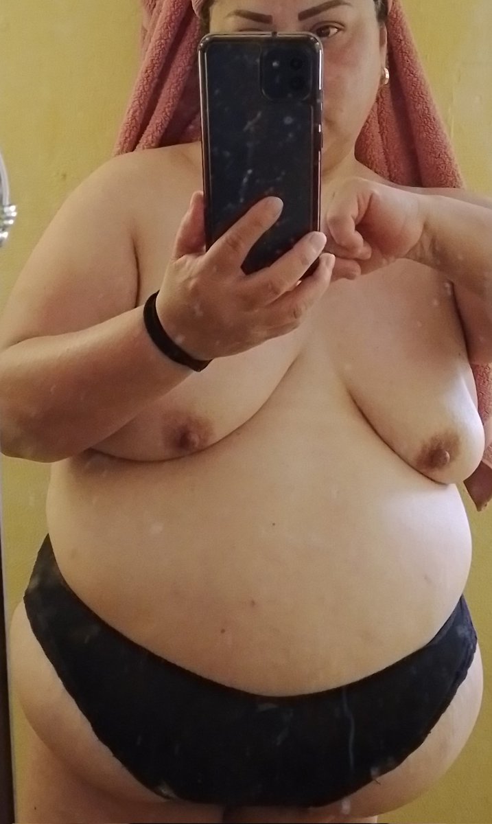 Estrell97501215's tweet photo. Y si gordita sexi ,con unas curvas muy peligrosas cuando te amas te vez al espejo y te aceptas tal y como eres ,estar en el cuarto piso es lo mejor ,madura sexi  bella ,segura de mi, es momento y a quien no le guste que siga su camino .besitoss mis corazones 💕 💫🪐💋💋💋 https://t.co/6IfehKqdiJ
