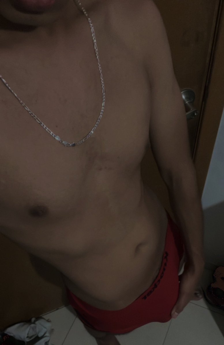 brandonhub2007's tweet photo. Put your hands on me 😈wataa 

Rt y subo video 🔄 💦
#COWBOY #lgbt #gay #teengay https://t.co/ArwG1OQjMM