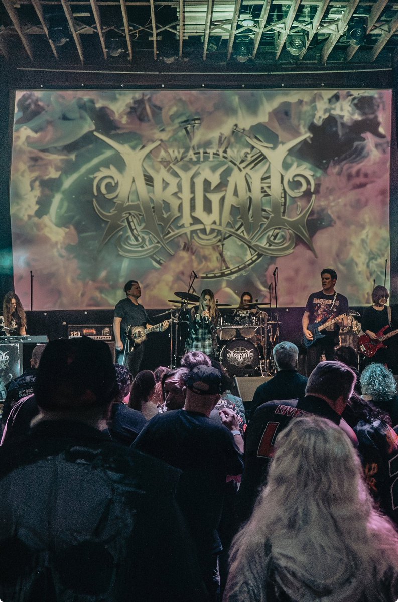 awaitingabigail's tweet photo. Next show! Saturday May 10th at The Cicada in Fort Worth, TX. Great lineup of bands, letโs bring it to this awesome venue 817! #livemusic #fortworthmusic #DFW #dfwmusic #HardRock #grunge #metal https://t.co/Kift5C3M66
