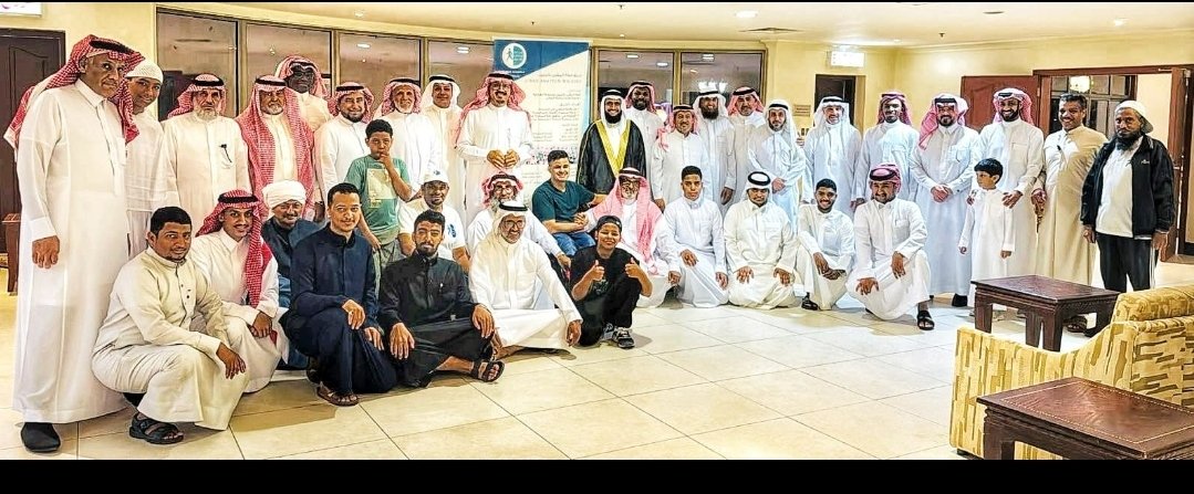 بكل محبة وامتنان، وشكر وعرفان أتقدم بخالص الشكر والتقدير لجميع أعضاء فريق هواة المشي بالجبيل الذين شرفونا بحضورهم مع بعض أبنائهم حفل المعايدة في مخيم الهيئة الملكية لقد زاد حضوركم اللقاء بهجة، وملأه أنسًا وسعادة، ورسم أروع معاني المحبة والإخاء. دمتم للود عنوانًا، وللألفة روحًا.