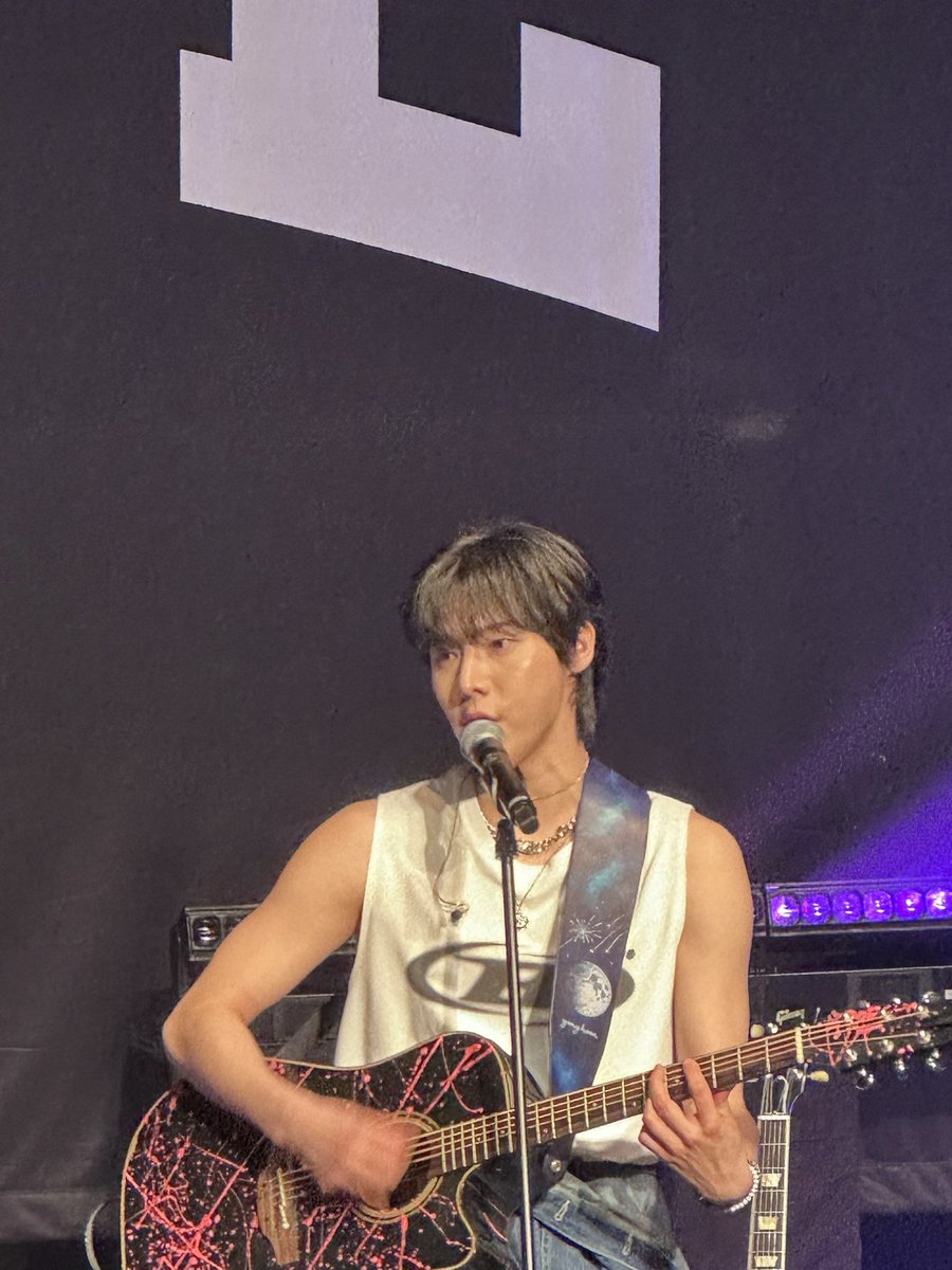 might’ve died a little

#ONEWE_WORLDTOUR #ONEWE