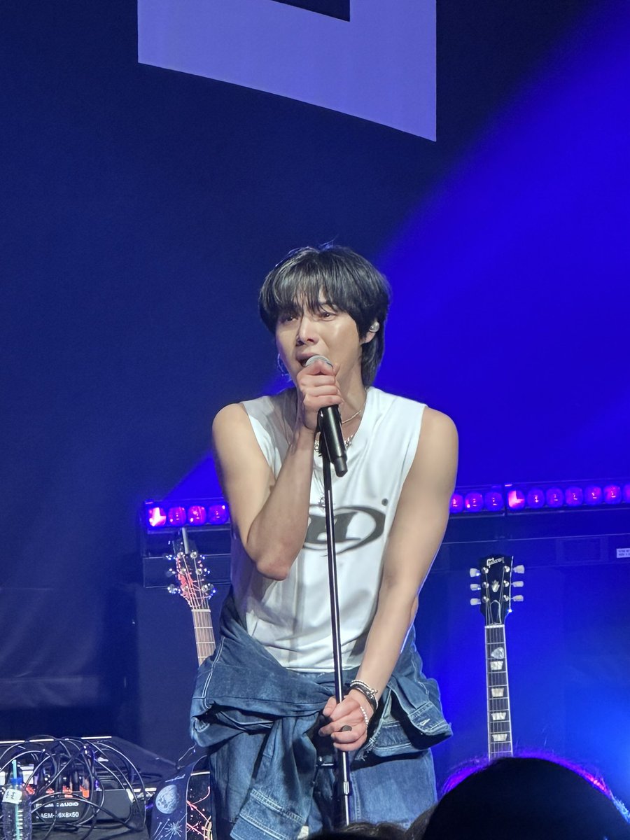 neocodedaf's tweet photo. might’ve died a little

#ONEWE_WORLDTOUR #ONEWE https://t.co/PeoskwasDb