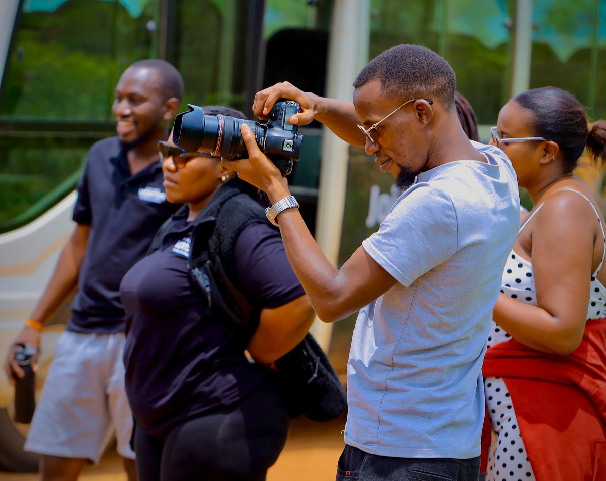 Nze_Zingo_Zal's tweet photo. Building brands. Telling stories. Creating paths. It’s a new day, and I’m still at it, because purpose doesn’t pause.
Good morning from @kaynelafarmsltd bringing you all the stories that make this Eco Farm #UniquelyOurs in the Agritourism space.
📸 @marvinmiles256 https://t.co/BmCoPAAE7Q