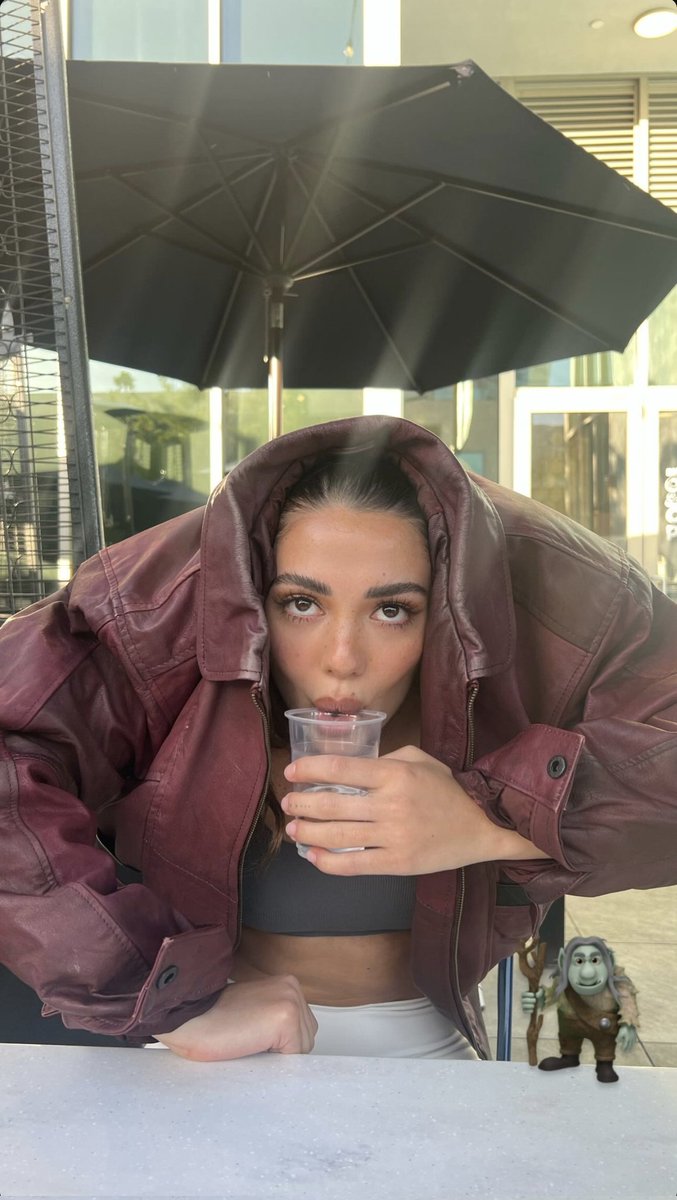 Minha esposa é tão madura 🥺♥️
<a href="/sunlee_MW/">Sunsun</a>