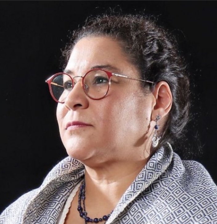 GuacamayanLeaks's tweet photo. La ministra burra @LeniaBatres propone que los mexicanos cuenten con “defensor público de oficio”.
Ese esquema existe desde 1847 y está en la Constitución vigente, art 17. https://t.co/Et9tBWhn6A