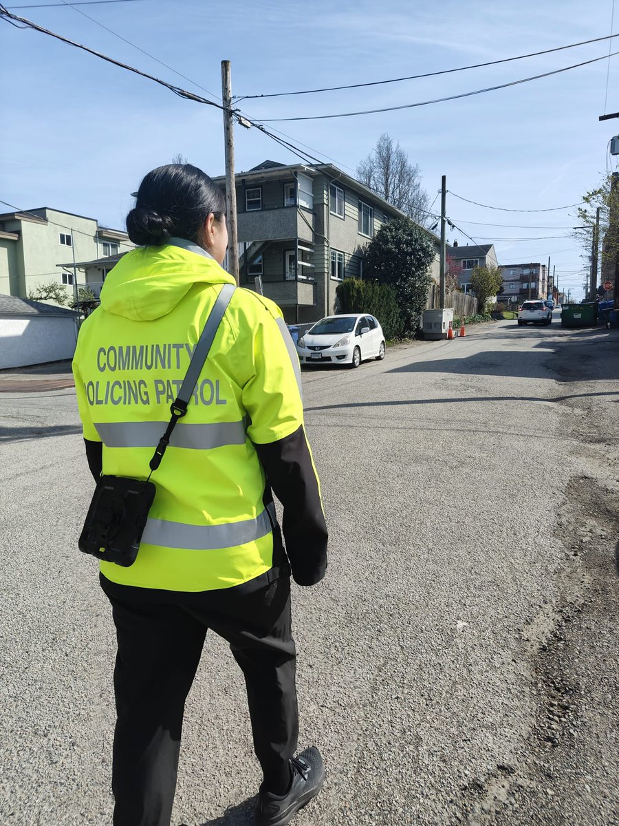 CollingwoodcpcC's tweet photo. 1/2
@CollingwoodCPC 
3rd #Patrol for Monday April 14th
was dispatched at our #MountPleasant #PBCPC.

#Volunteers Jennifer &amp; Azalea checked the #MountPleasant
#Community &amp; noted
issues during their 2hr shift.

By extensively patrolling our area, we’re always aware of any issues. https://t.co/te2wMYtXjz