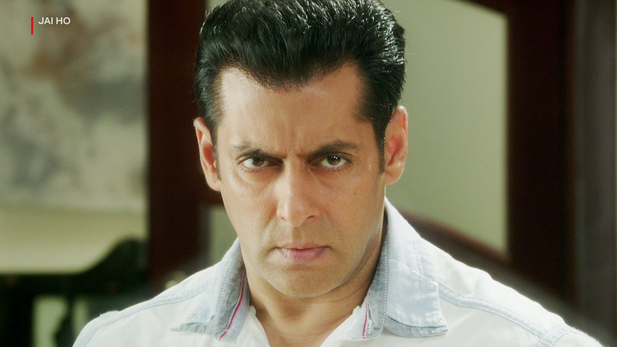 NetflixIndia's tweet photo. Everyone’s Bhaijaan, but mainly Tabu’s ❤️ https://t.co/8d5tihQ0FV