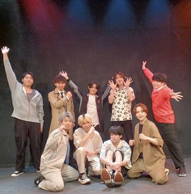 itomannara's tweet photo. 遅くなりましたが
#BLover vol.6 大千秋楽でした
カテコ挨拶でもありましたが僕達の作り上げてきた作品を昇華してくれるのはお客様達で、今回も遠方からだったり怪我等がありつつも足を運んで下さったりお仕事頑張って休みを取ってくれたり本当に皆様に支えられた7公演でした
またBL朗読絶対やろうね📚 https://t.co/tx3WyenNOW
