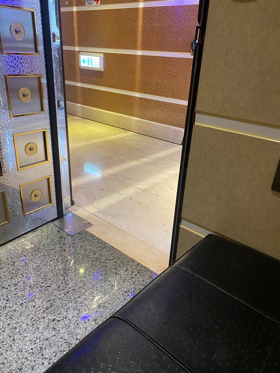 懷念的沙發床和不能鎖的門

知道我在做什麼嗎？

懂得都懂

嘻嘻

有人想報名下次嗎（？ https://t.co/wuQIXdviJi