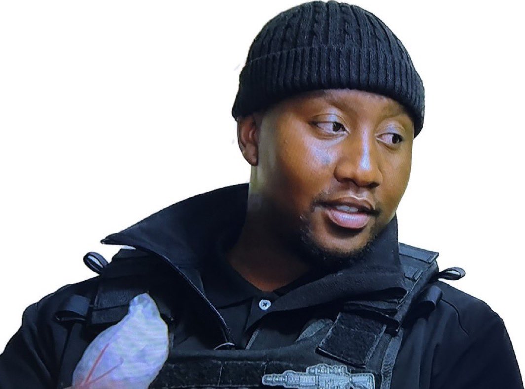 tumisole's tweet image. BREAKING NEWS: 

Xolani Khumalo returns to host #Sizokthola Season 4 on @MojaLoveTv