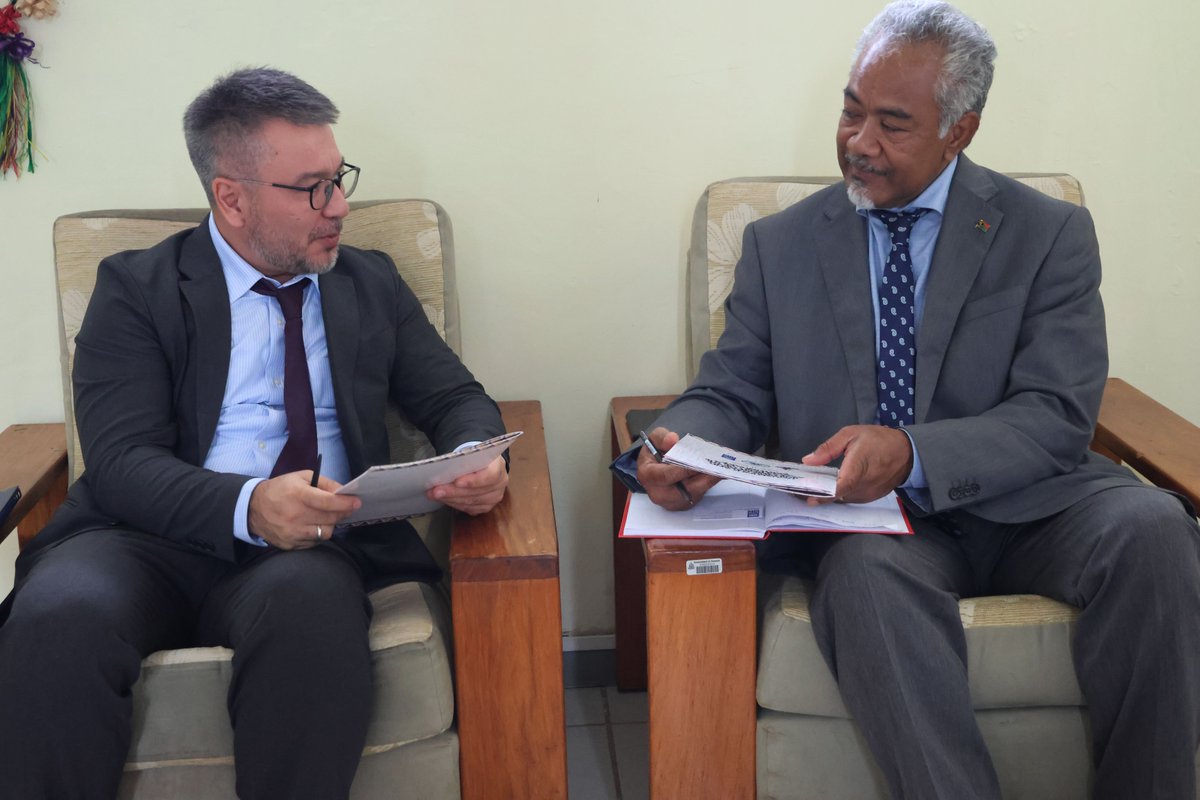 UNDP Pacific Office in Fiji (@undp_pacific) on Twitter photo Productive meeting between our Deputy Res. Rep <a href="/abduvakkos/">Abduvakkos</a>, Vanuatu DG of Internal Affairs, Leith Veremaito, & DG of PMO, Georges Maniuri. Discussions focused on cooperation & risk-informed development post-Dec 2024 earthquake, supporting recovery & sustainable development. Productive meeting between our Deputy Res. Rep <a href="/abduvakkos/">Abduvakkos</a>, Vanuatu DG of Internal Affairs, Leith Veremaito, & DG of PMO, Georges Maniuri. Discussions focused on cooperation & risk-informed development post-Dec 2024 earthquake, supporting recovery & sustainable development.