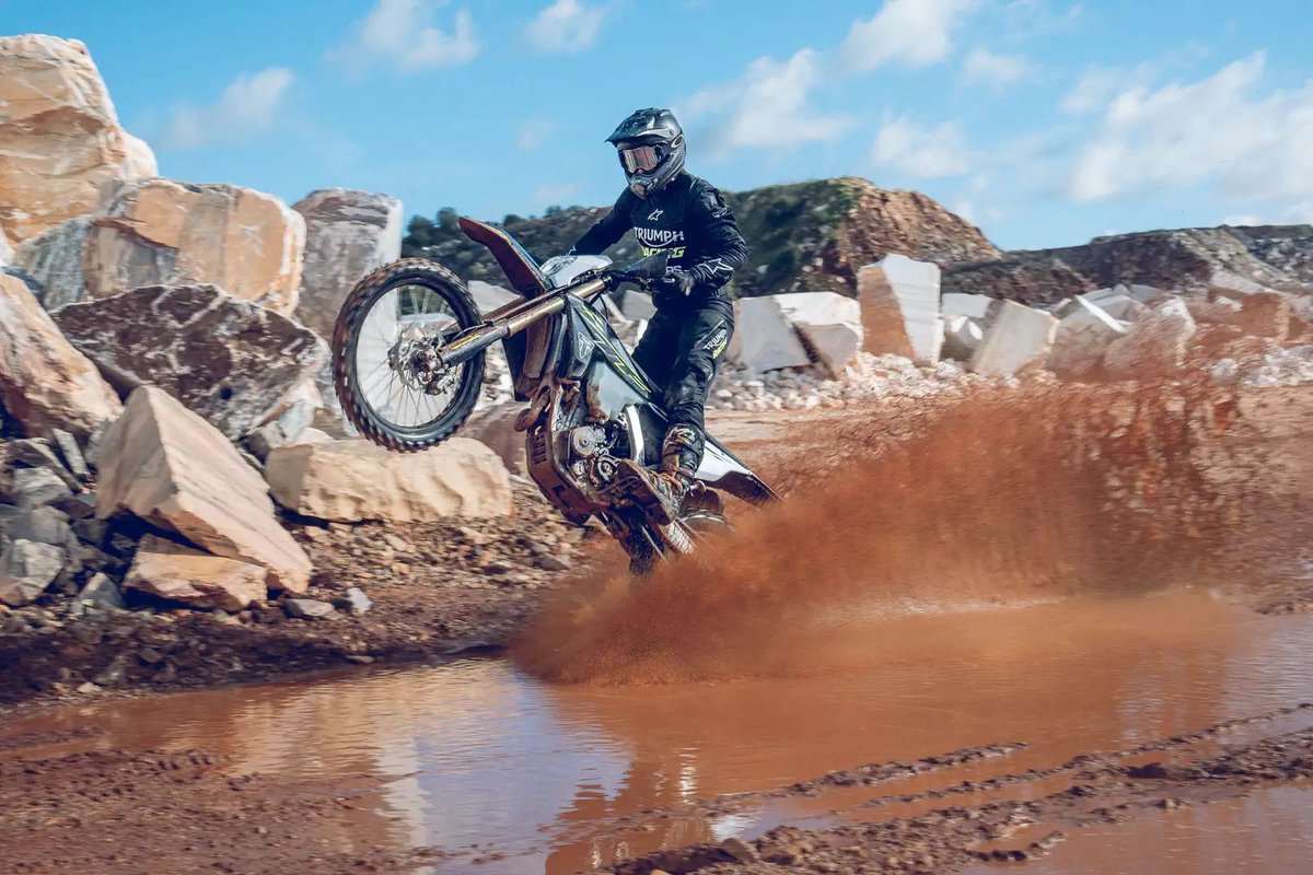 MoreMotorcycles's tweet image. 2025 #Triumph TF 450-E 
#Enduro