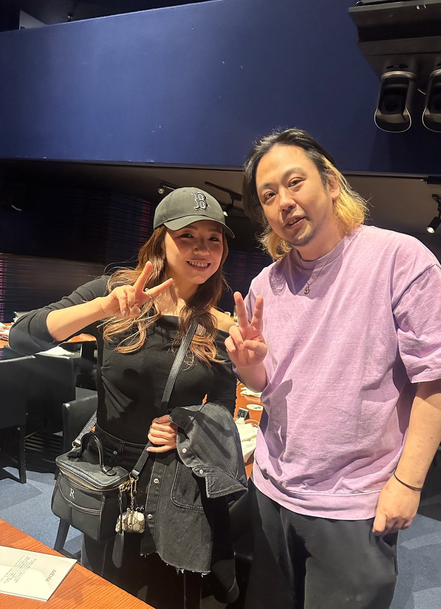 visceral_kenji's tweet image. 昨日は歌手のjay'ed(ジェイド)のビルボードで20周年のLIVEに行ってきた。

素晴らしいLIVEでした。

さりげなくVISCERALのハートのブレスレット着けてくれてたの嬉しかった♥️

あとは久しぶりに歌手の宏美ちゃんと会えて一緒に写真撮った！

 #jayed  #宏美  #ビルボード  #Billboard #VISCERAL