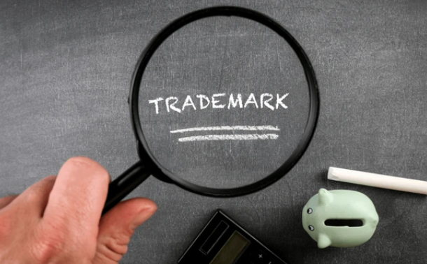 GPFiling's tweet image. Revolutionizing Trademark Protection in India: The Role of Blockchain Technology

Read More: khuranaandkhurana.com/2025/04/11/rev…

#blockchain #counterfeitingprevention #decentralizeddatabases #digitalledger #IntellectualProperty