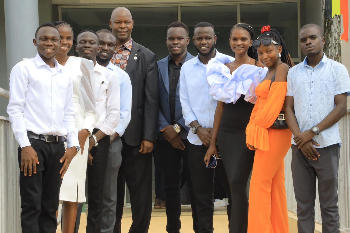 BillyKwoyelo's tweet photo. The pace has been set by the outgoing regime. We come to pick on from there as we address student challenges, strengthen the unity and cause more impact in society. 

The team is committed and ready to serve. 

May the Almighty God bless us all

Dikiri pi dongo ngom mwa https://t.co/t29fIXGMFO