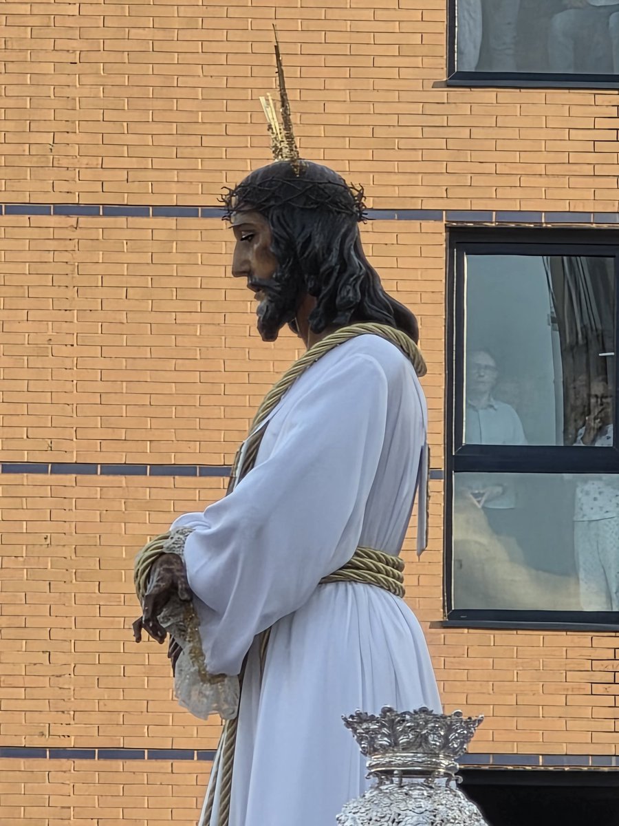 seryi_ad's tweet photo. #semanasantaMLG #CofradíasMLG #cautivo #lunessantomalaga #lunessanto @cautivotrinidad @cofradiasmalaga https://t.co/P866iI542k