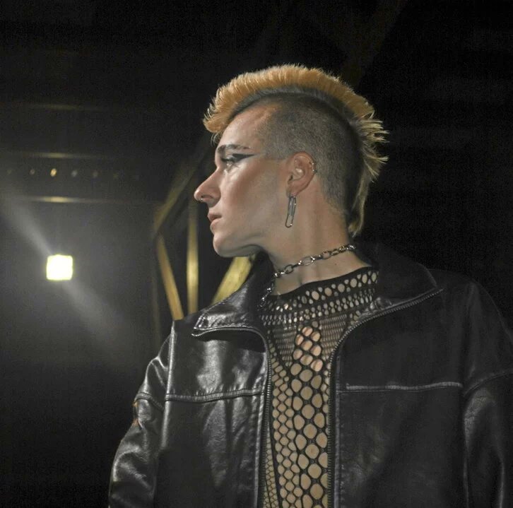 [ELKARRIZKETA] «Biolentziari biolentziaz erantzuteko modu bat da ez bitartasuna»

Aiert Alberdi, musikaria

✍️ <a href="/ikerrtxo/">Iker Gurrutxaga Zubimendi</a> 

naiz.eus/eu/hemeroteca/…