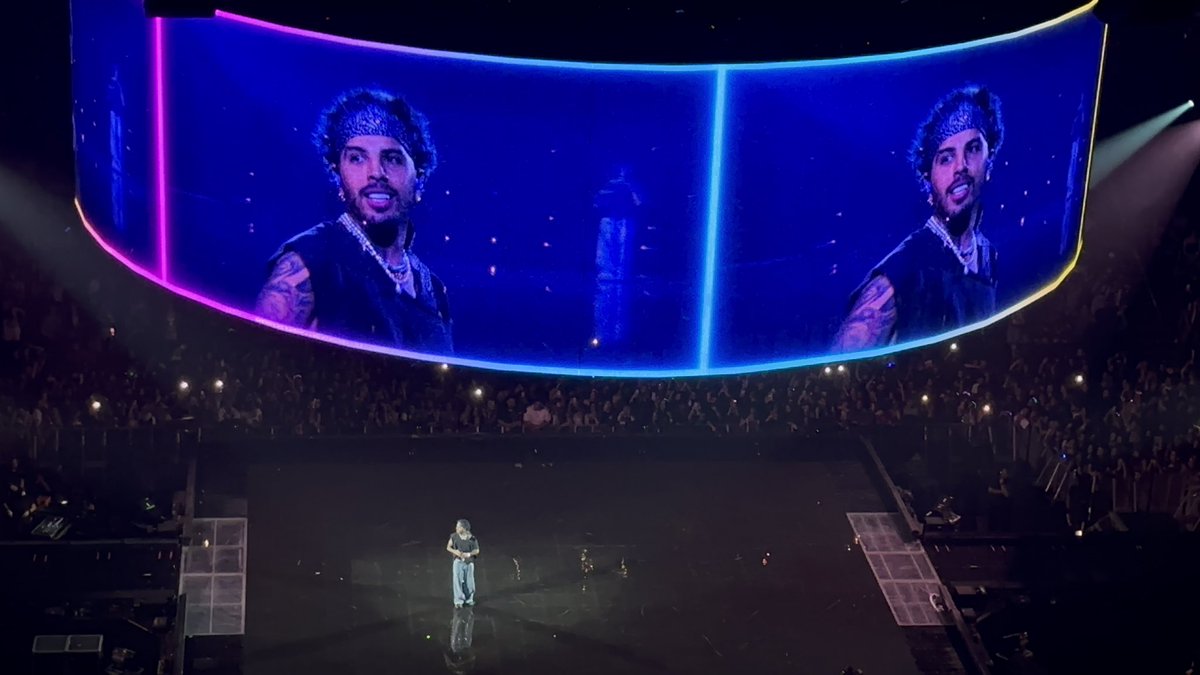 Stephanie644893's tweet photo. Recuerdos del amazing Tour ahora te espero para ir a verte in  Cosa Nuestra Tour!! @rauwalejandro #Houston #htown #CosaNuestraWorldTour #saturnoworldtour #RauwAlejandro #teamorauw #teamrauwalejandro #eltourdelaño  #cosanuestra #rauw #bestconcert #rauwsaturno #rauwcosanuestra https://t.co/fBOfUjQFBu