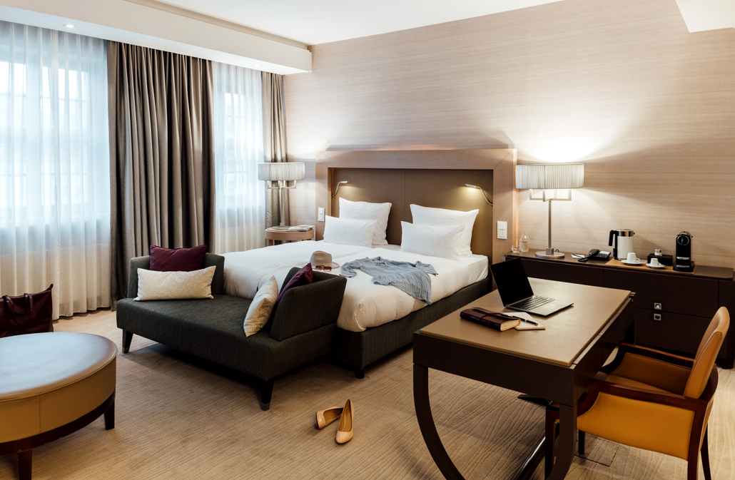 Der Hotelcheck: Das Townhouse Dresden. Mehr unter mortimer-reisemagazin.de/der-hotelcheck…

#BewertungTownhouseDresden, #Dresden, #Hotel, #Hotelcheck, #MortimerHotelcheck, #MortimerReisemagazin, #PeerVölz, #Sachsen, #TownhouseDresden, #VagabondClub