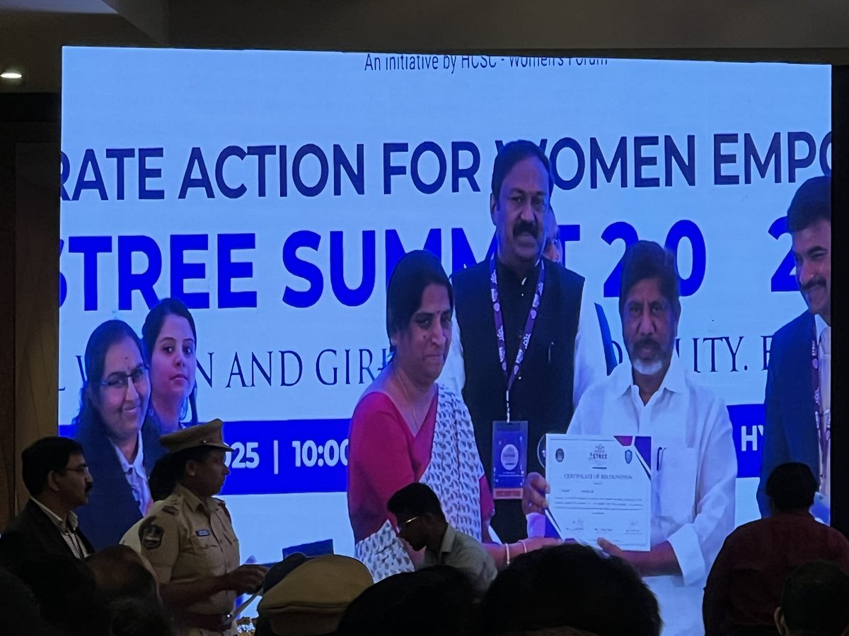 vikasgoraindia's tweet photo. @bharosahyd @Bharosa_TG @tg_womensafety SHES Officers and Counsellors were facilitated by Hon’ble Deputy CM, @Bhattivikramark , for their service above self to uphold justice and ensuring safe neighbourhood. STREE 2025 Summit, Hyderabad @hydcitypolice @TelanganaCMO https://t.co/8cA1DYVzTN