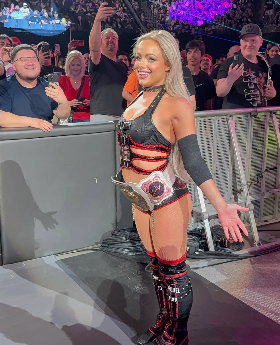 LivvyOfRavenge's tweet photo. Yea tonight was fun https://t.co/zTnGPvo7XX