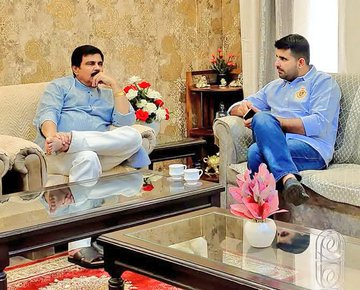mahendra jaam (@mahedarsin50699) on Twitter photo बिहार के वरिष्ठ क्षत्रिय नेता पूर्व सांसद आदरणीय श्री आनंद मोहन सिंह जी से मुलाकात <a href="/teamravindra__/">Dr. Ravindra Singh Bhati</a> बिहार के वरिष्ठ क्षत्रिय नेता पूर्व सांसद आदरणीय श्री आनंद मोहन सिंह जी से मुलाकात <a href="/teamravindra__/">Dr. Ravindra Singh Bhati</a>