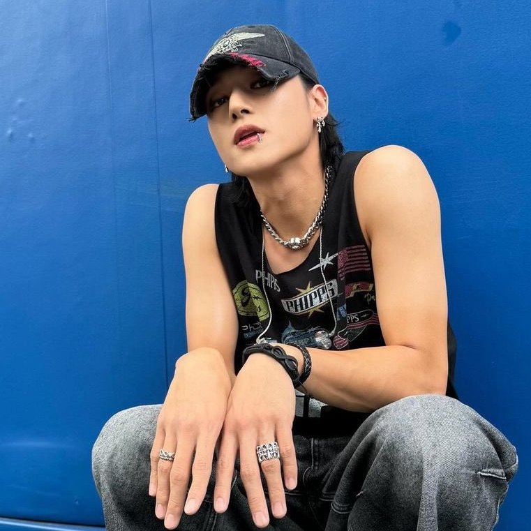 feelingxsx's tweet photo. เลิกเล่นมๅยครๅฟแล้วออกมาเล่นน้ำแทนแล้วครับประชาชu https://t.co/7pZWQ3SZ4K