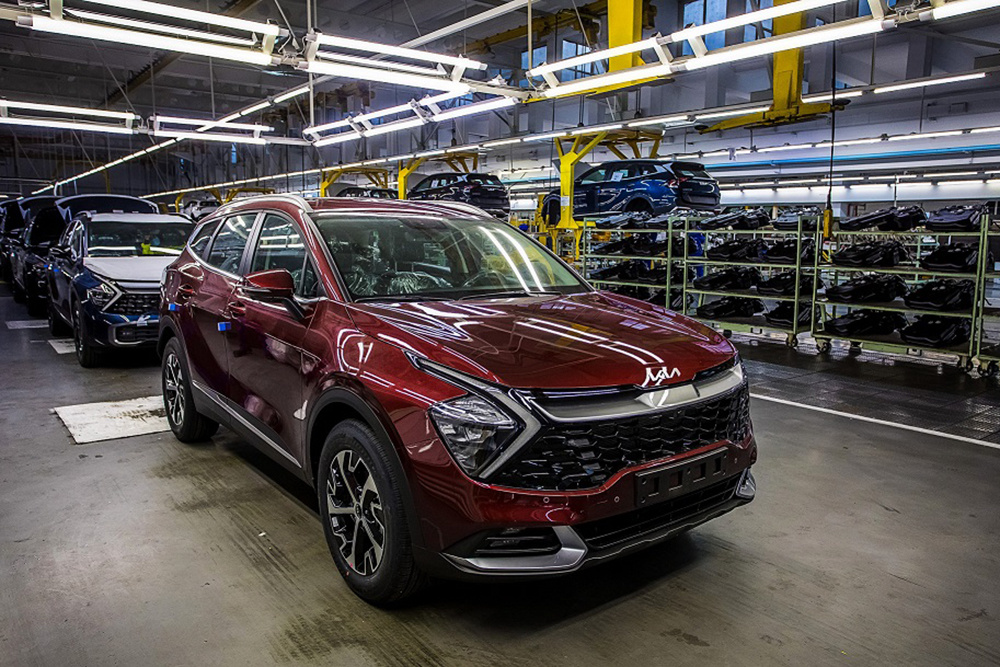 Kia может вернуться в Россию уже в 2025 году: корейская компания планирует продать 50 000 машин в РФ 5koleso.ru/articles/novos…

Южнокорейский Kia включил в план (стратегию) продаж на 2025 году и Россию. До конца года компания планирует реализовать на территории РФ 50 000 автомоб...