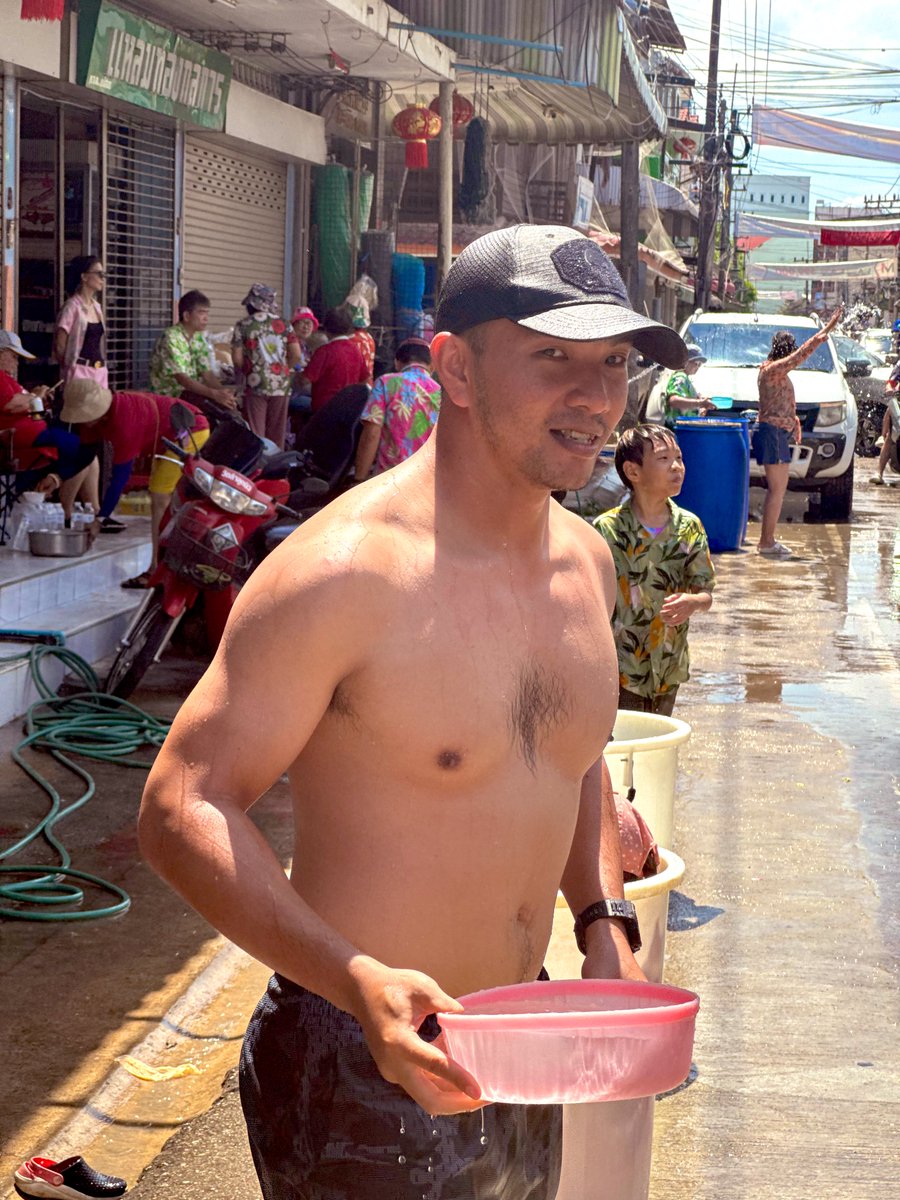 𝕙𝕦𝕤𝕝𝕚𝕧𝕖 tweet media