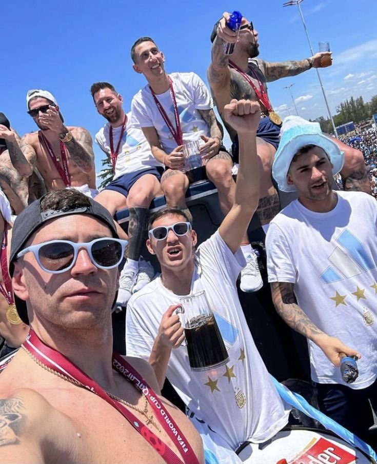 Campeones de primera en chile nuevamente con mis hermanos 🇪🇪🏆🏆