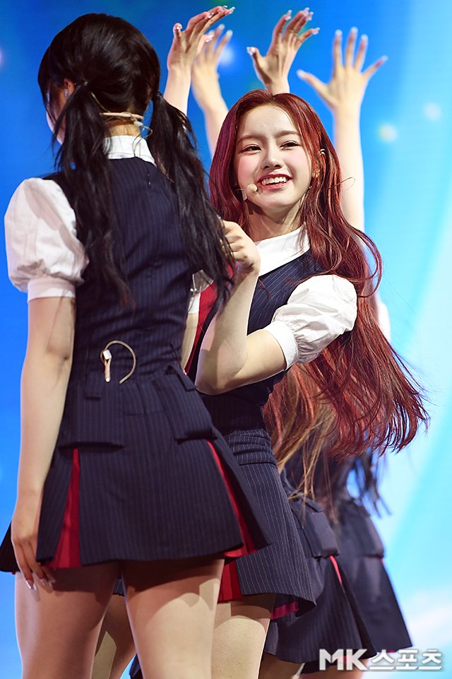 Hulyannnna's tweet photo. Elisia 'Sweet~Smile'
๐งทhttps://t.co/YAkel0twTT
#UNIS #์ ๋์ค #SWICY #์ค์์ #ELISIA #์๋ฆฌ์์
@UNIS_offcl https://t.co/mMiFM7uBgo